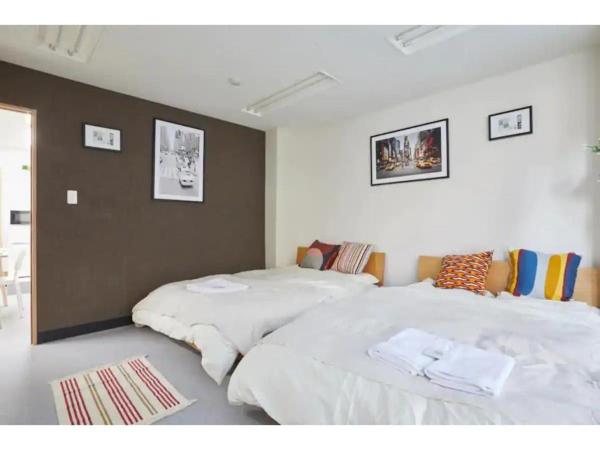Tora Hotel Taito - Vacation Stay 53048V Токіо Екстер'єр фото